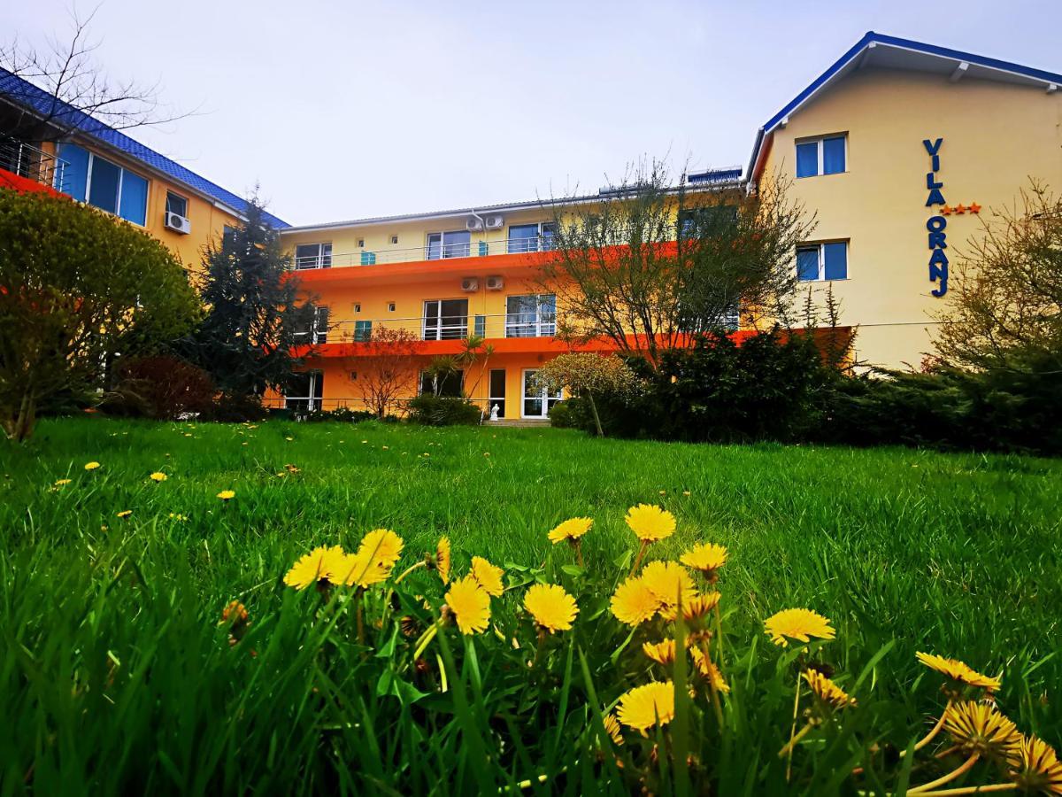 Hotel Vila Oranj à Costinesti Extérieur photo