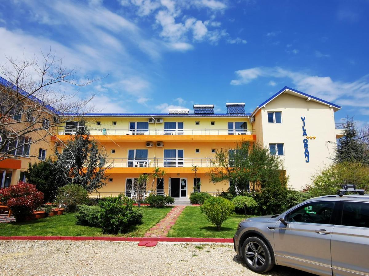 Hotel Vila Oranj à Costinesti Extérieur photo
